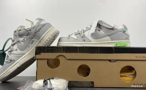 42 DM1602-117 Dunk Low Nike O-W Lot 0426